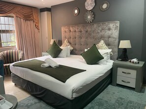 Executive Double or Twin Room | 10 bedrooms, premium bedding, memory foam beds, minibar - Marion Lodge (Sandton)