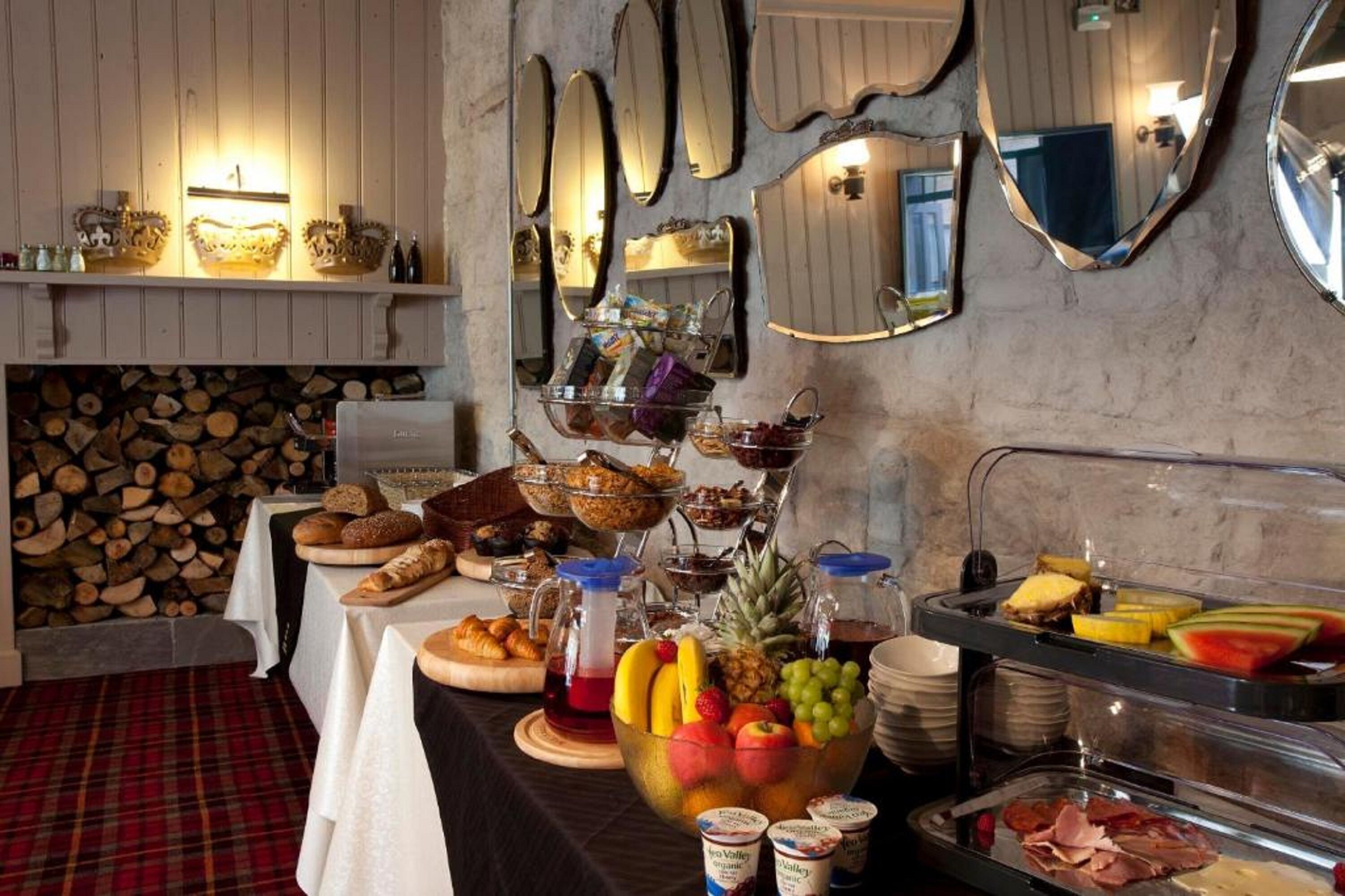 Free daily full breakfast