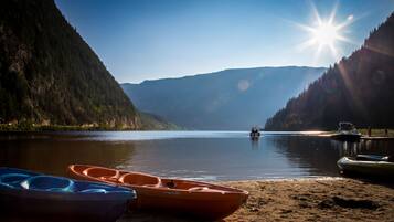 Private beach, windsurfing, kayaking, fishing