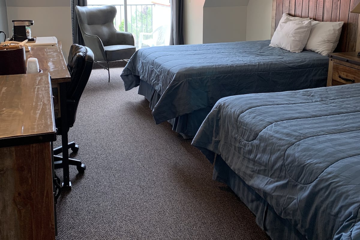 Double or Twin Room | Bed sheets