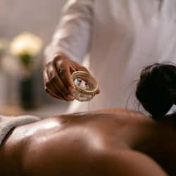 Trattamenti per il corpo, idroterapia, aromaterapia, body wrap
