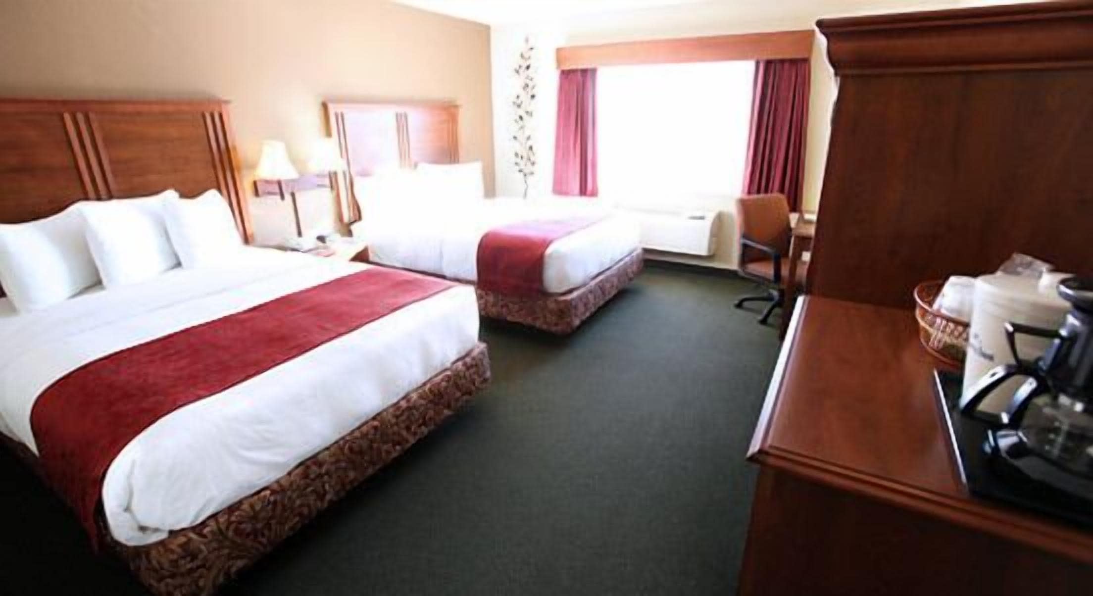 premium bedding, pillow-top beds, individually decorated