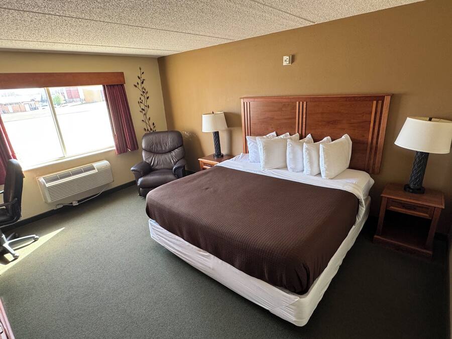 Premium bedding, pillowtop beds, desk, blackout drapes