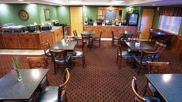 Desayuno buffet incluido todos los días