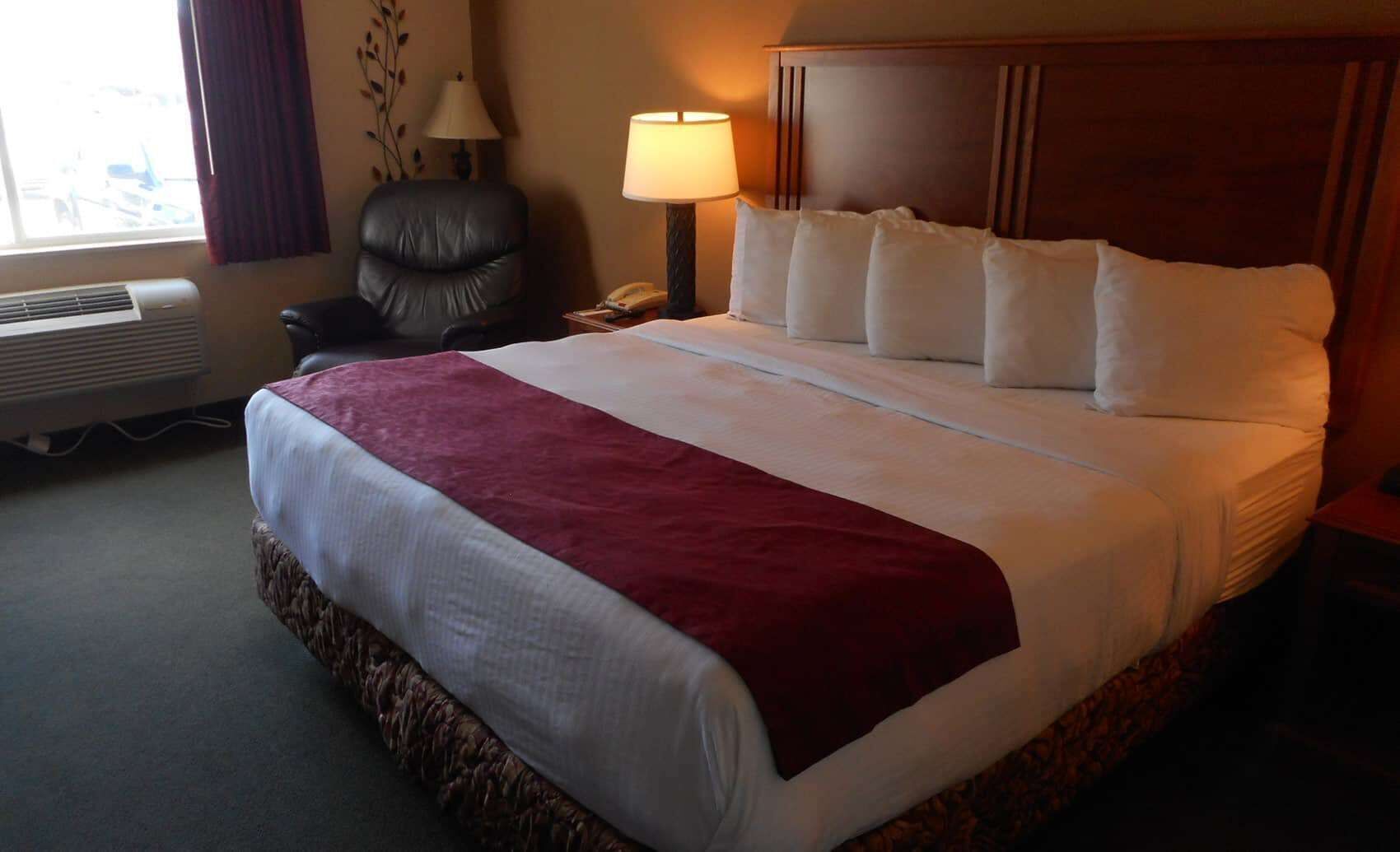 Ropa de cama de alta calidad y camas con pillow-top 
