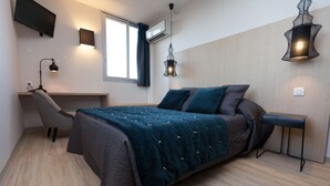 Unclassified image, 4 of 90, button - La Quietat (Toulouse)