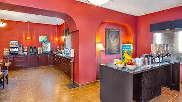 Free daily full breakfast