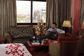 Dundyner, senger med Select Comfort-madrass og minibarvarer (inkludert)