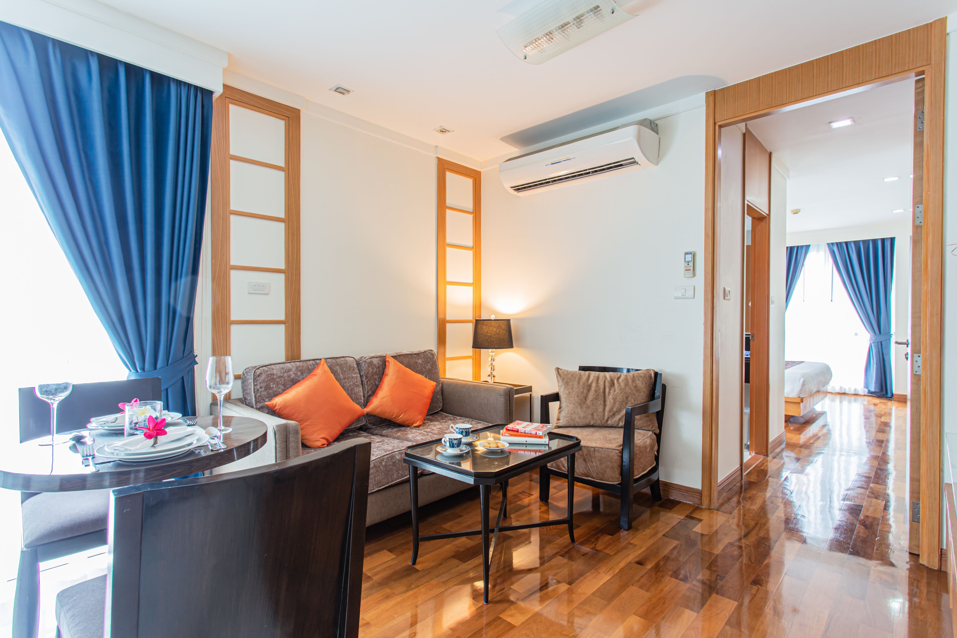 Photo - D Varee Montara Thonglor 25