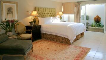 Camellia (4) | Minibar, in-room safe, cots/infant beds, rollaway beds