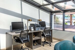 Business centre - Comfort Inn & Suites Chattanooga-East Ridge (Chattanooga)