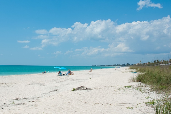 Beach Front Room, 1 Queen Bed | Vista desde la propiedad