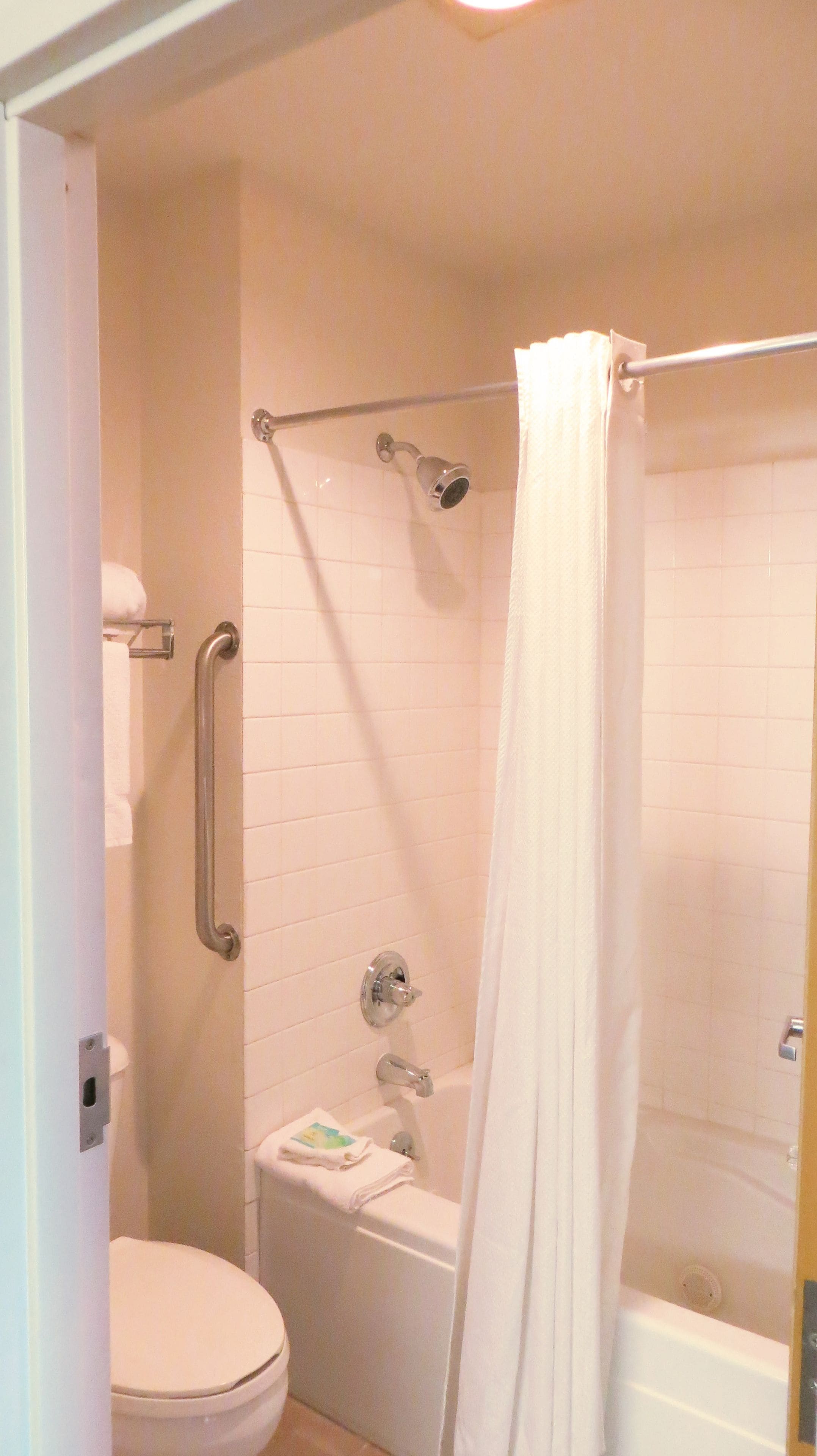 Photo - Peppermill Empress Inn