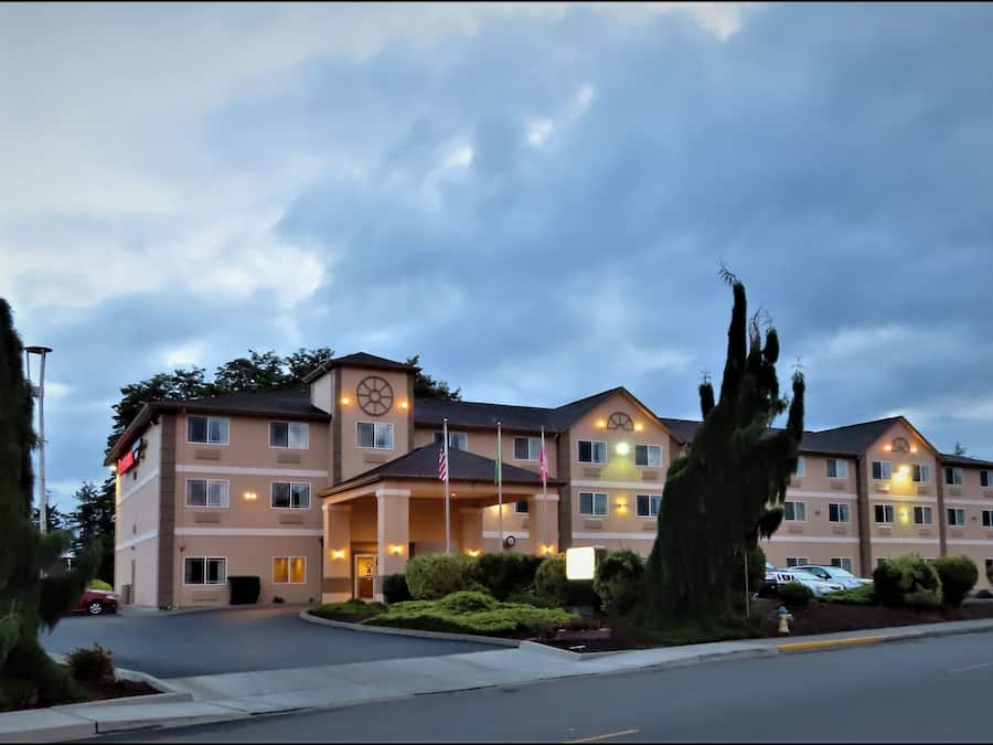 Front of property - evening/night