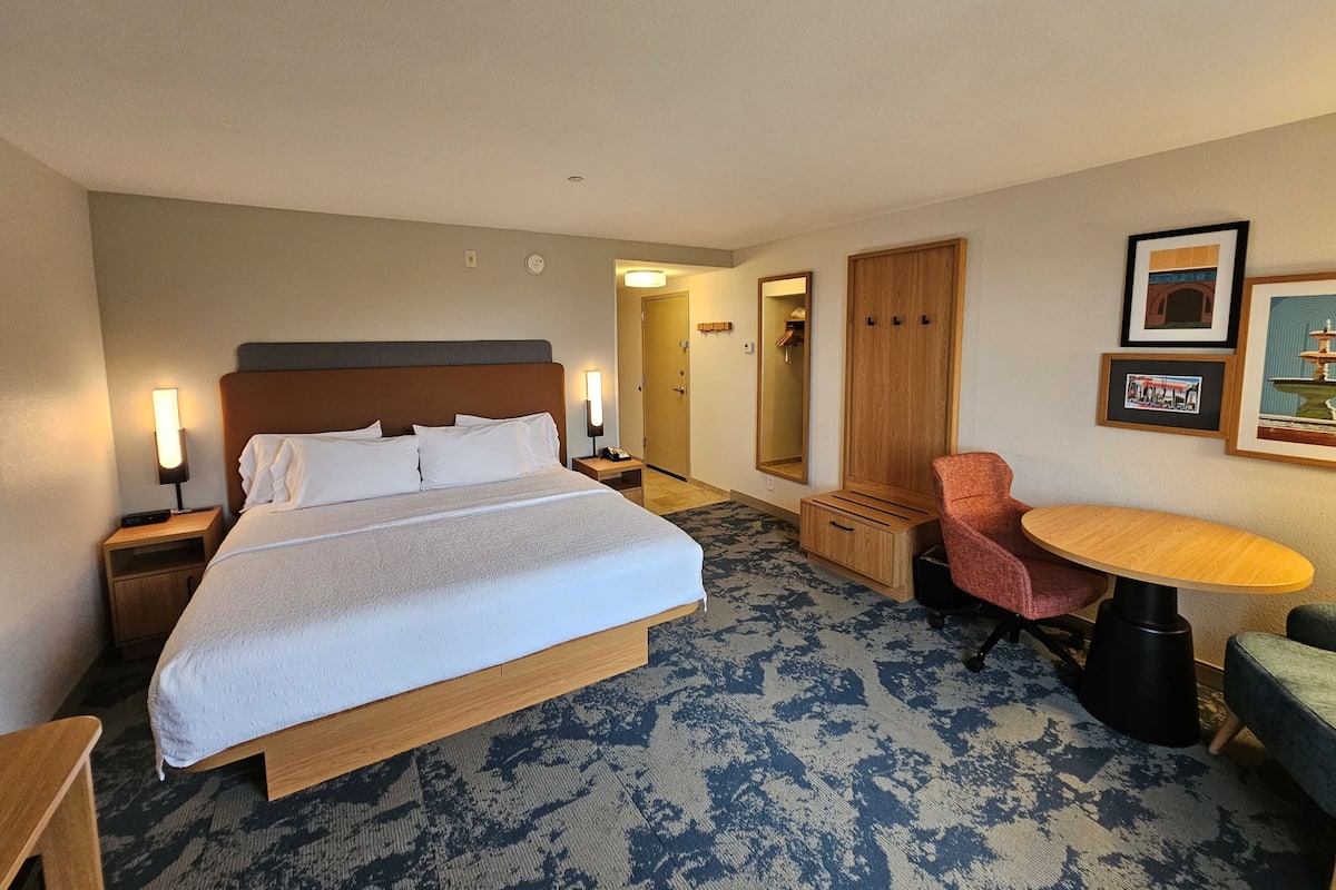 In-room safe, iron/ironing board, free cribs/infant beds, free WiFi