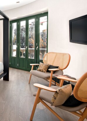 Ropa de cama de alta calidad y minibar