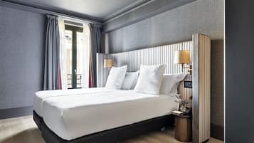 Habitació doble o amb dos llits individuals, balcó | Roba de llit d'alta qualitat, minibar i caixa forta a l'habitació