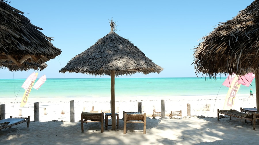 Dhow Inn Boutique Hotel