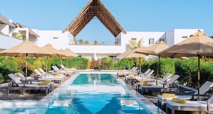 Dhow Inn Boutique Hotel