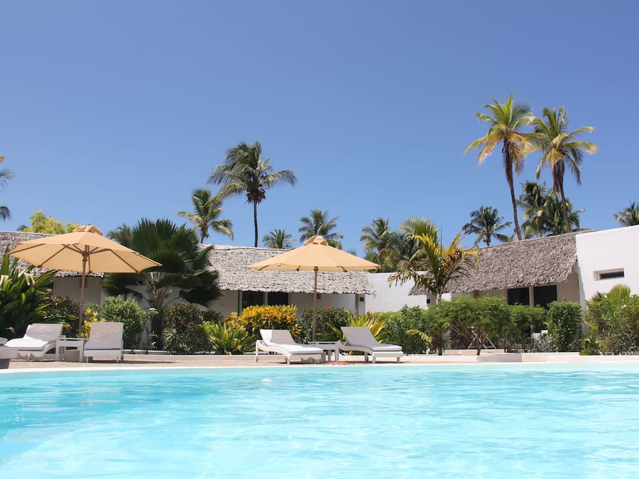 4 piscinas al aire libre, sombrillas, tumbonas
