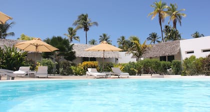 Dhow Inn Boutique Hotel