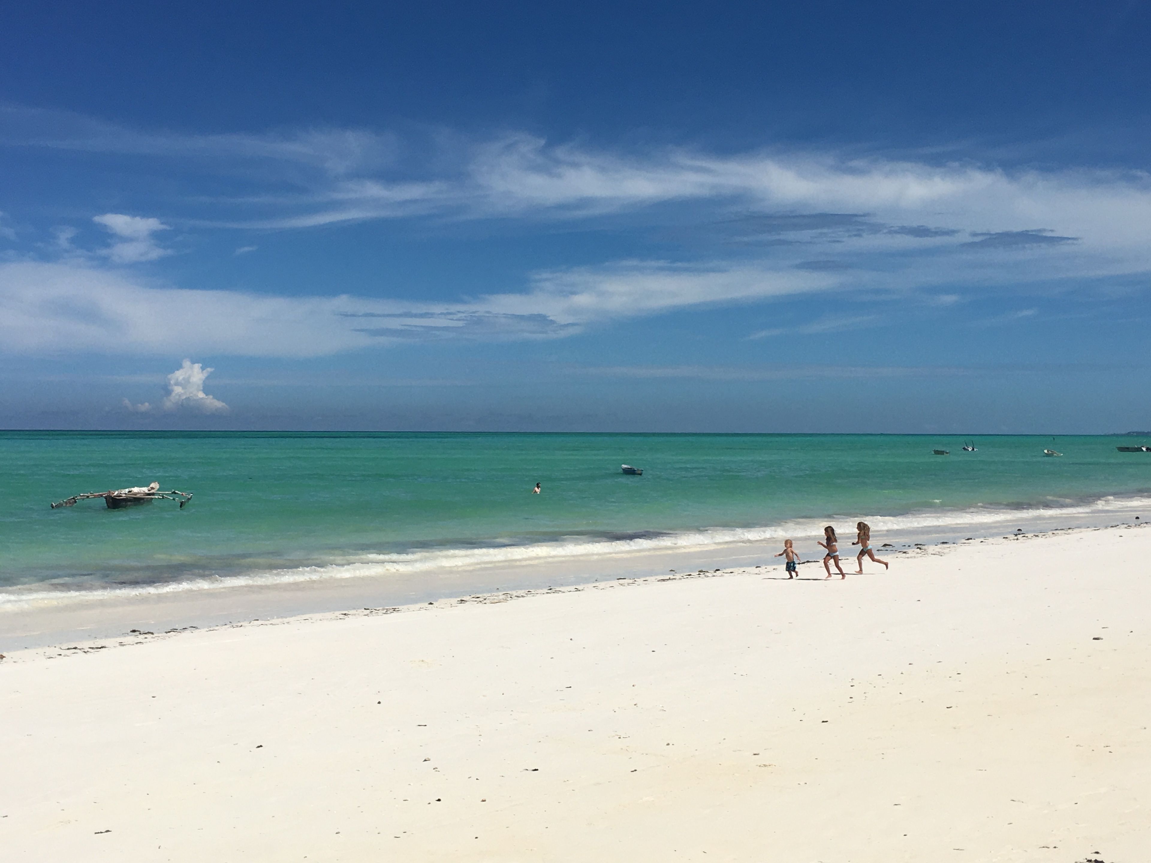 private beach nearby, white sand, beach umbrellas, beach towels