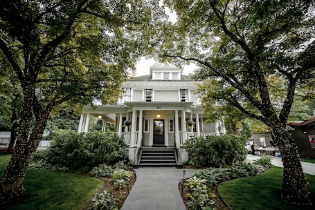 Front of property. Blackwell Hotel