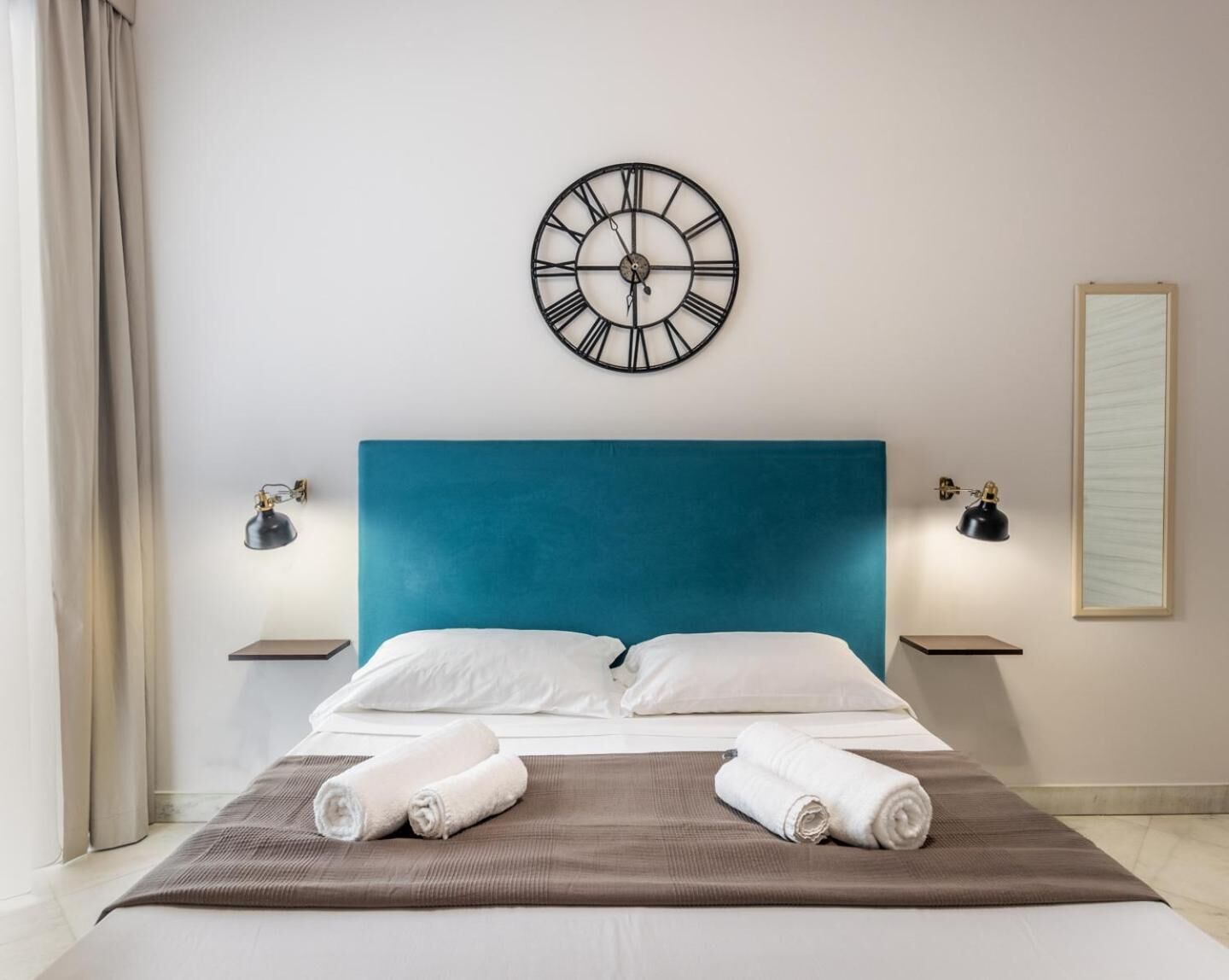 Italienske Frette-laken, sengetøy av topp kvalitet og minibar