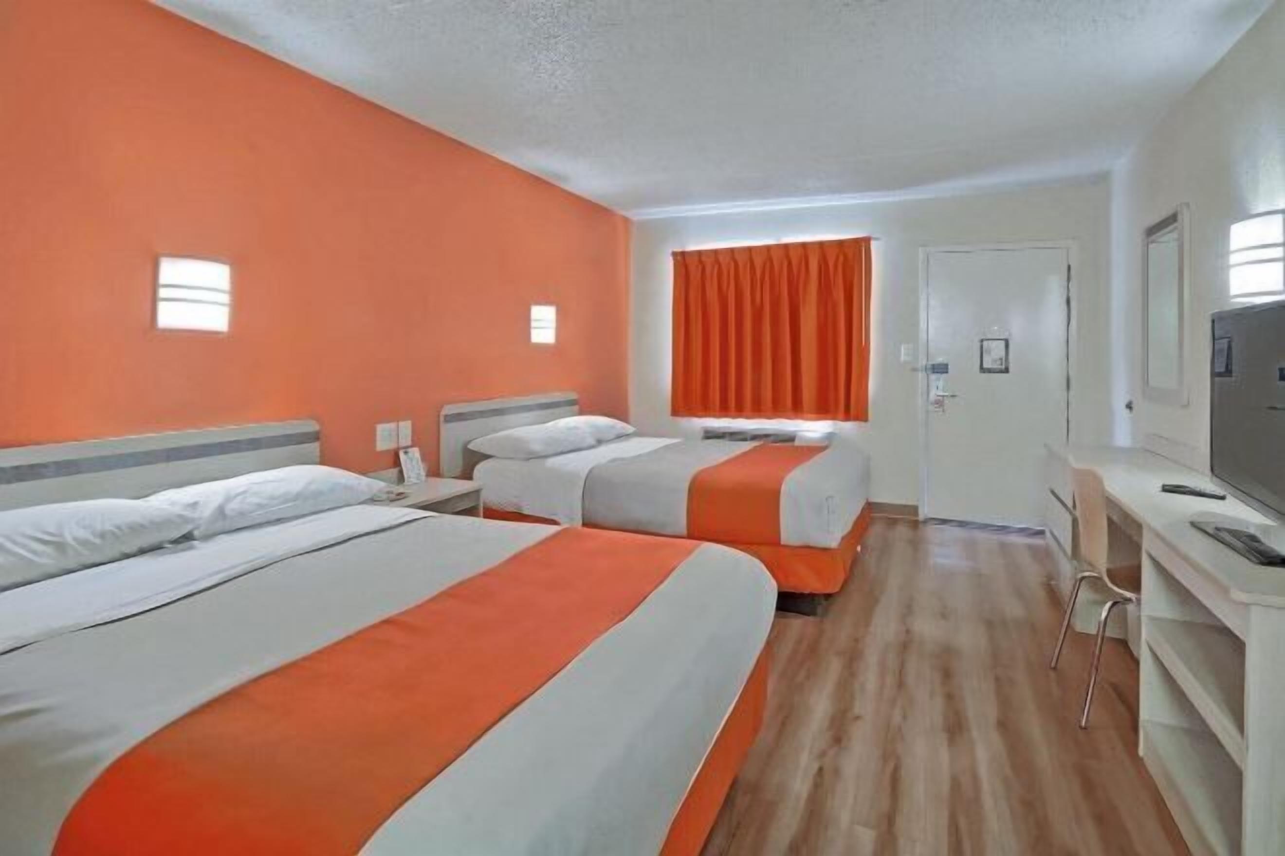 Free WiFi, bed sheets, wheelchair access