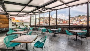 Bar (en la propiedad)