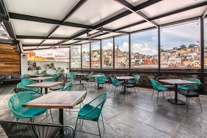 Bar (on property) - Edelmira Hotel Boutique (Guanajuato)