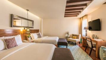 Deluxe Doble | Hochwertige Bettwaren, Zimmersafe, Schreibtisch, Bügeleisen/Bügelbrett