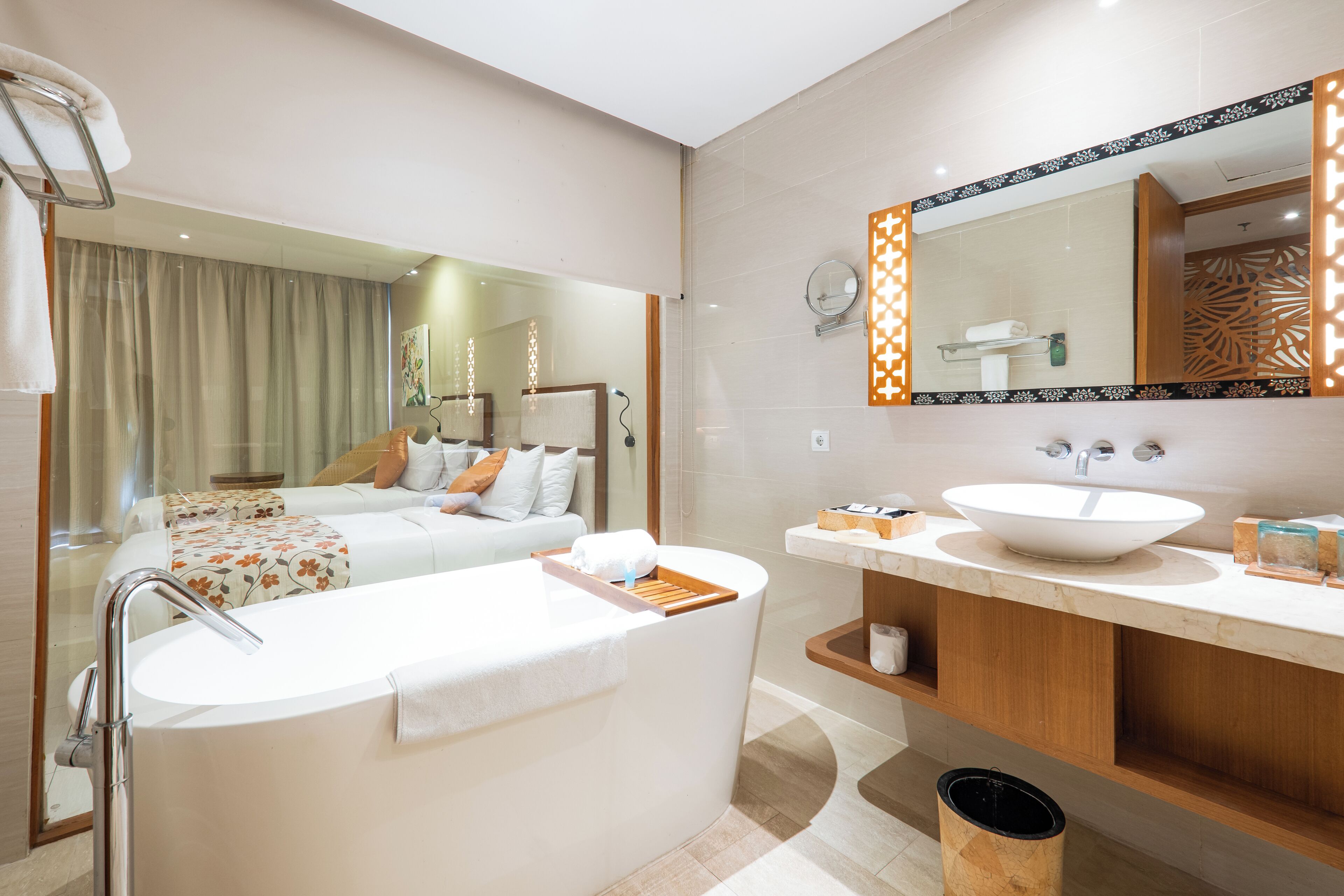 deluxe double or twin room, hill view | bathroom | free toiletries, hair dryer, bathrobes, slippers