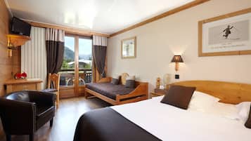 1 bedroom, blackout curtains, iron/ironing board, free cots/infant beds