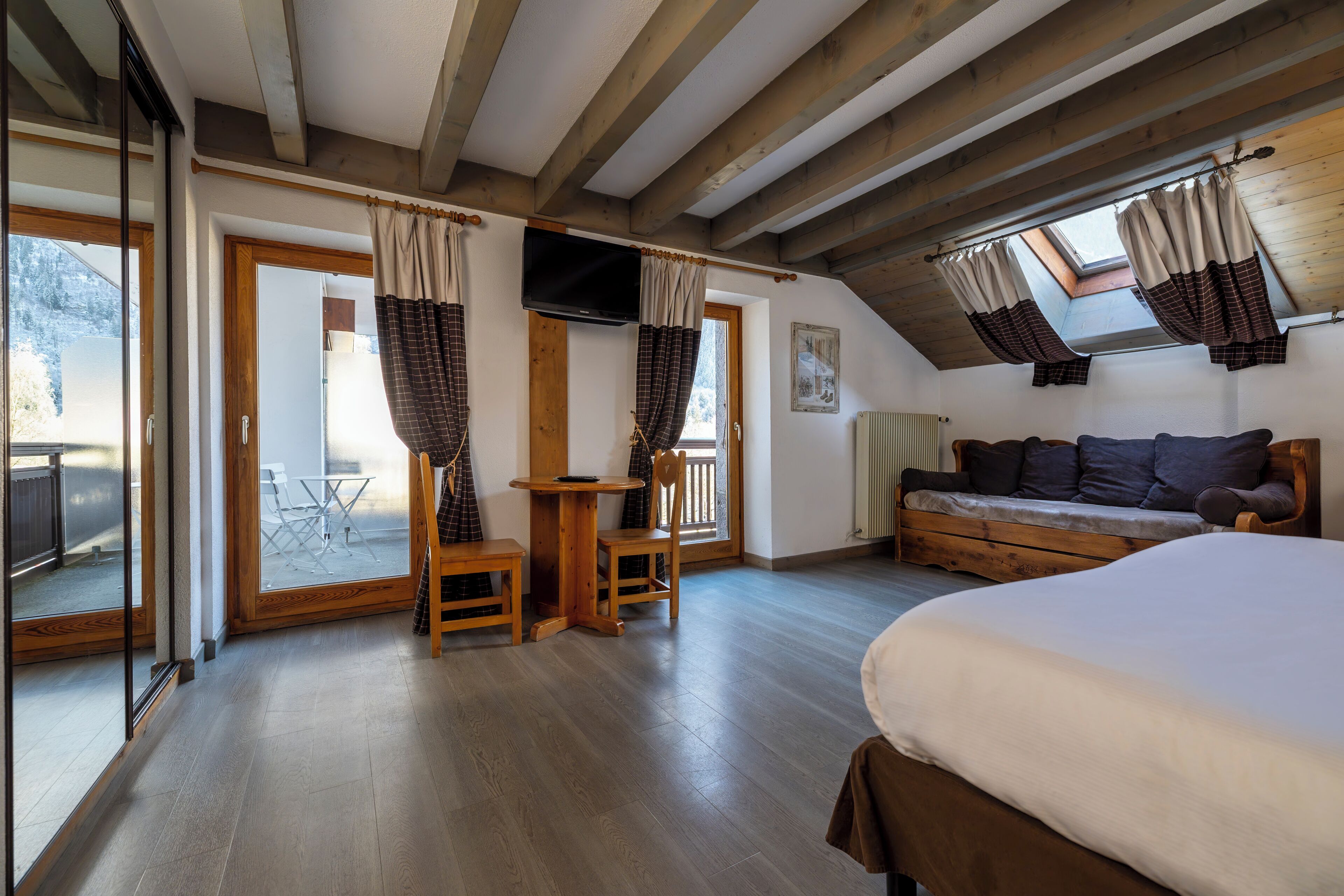 Photo - Hôtel de L'Arve by HappyCulture