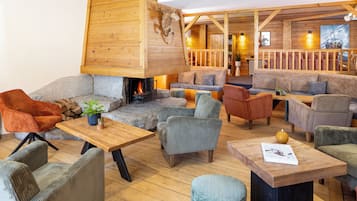 TV de tela plana 32 polegadas com canais via satélite, TV