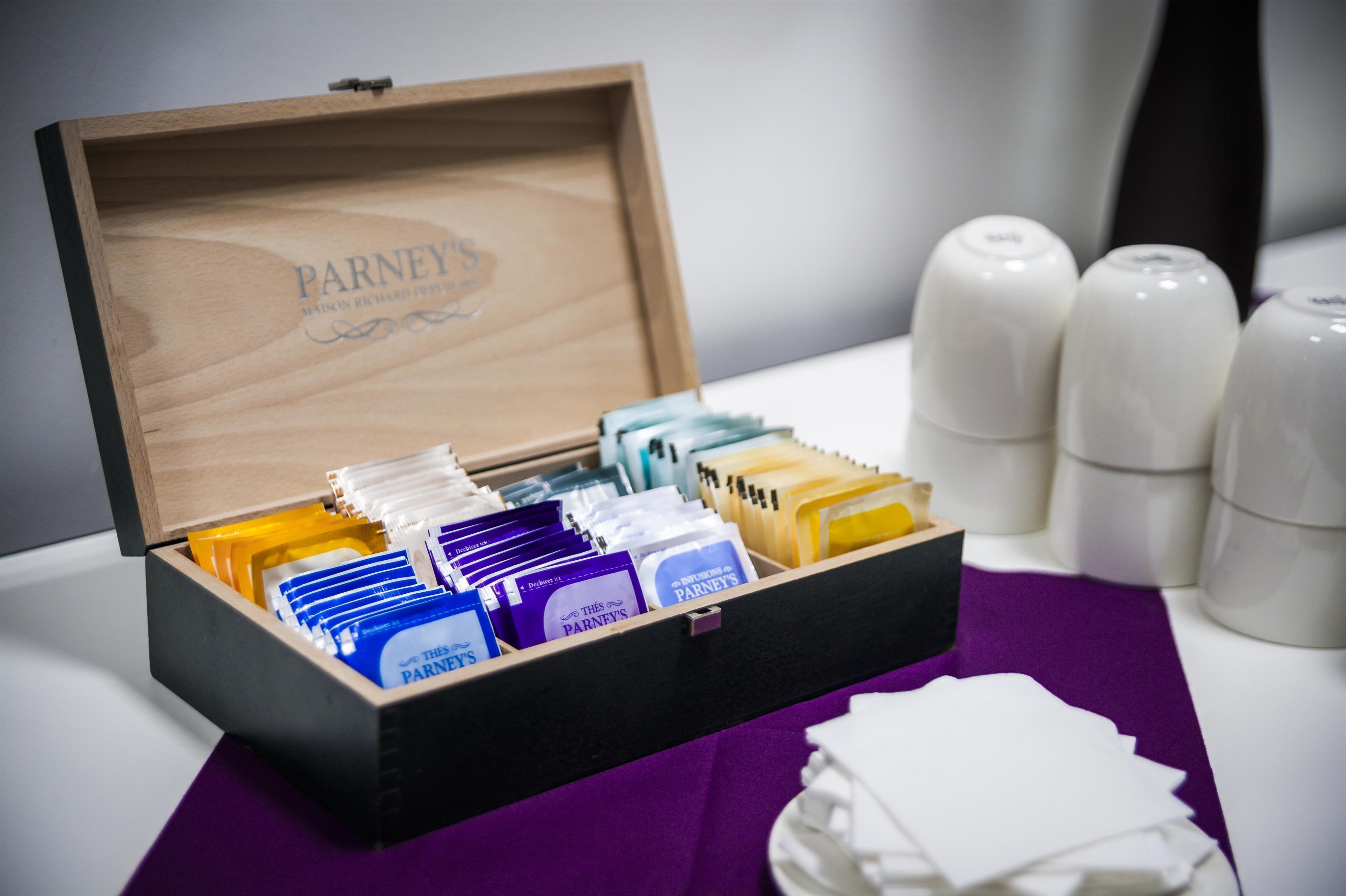 superior room, 2 single beds, non smoking (executive level) | meeting facility