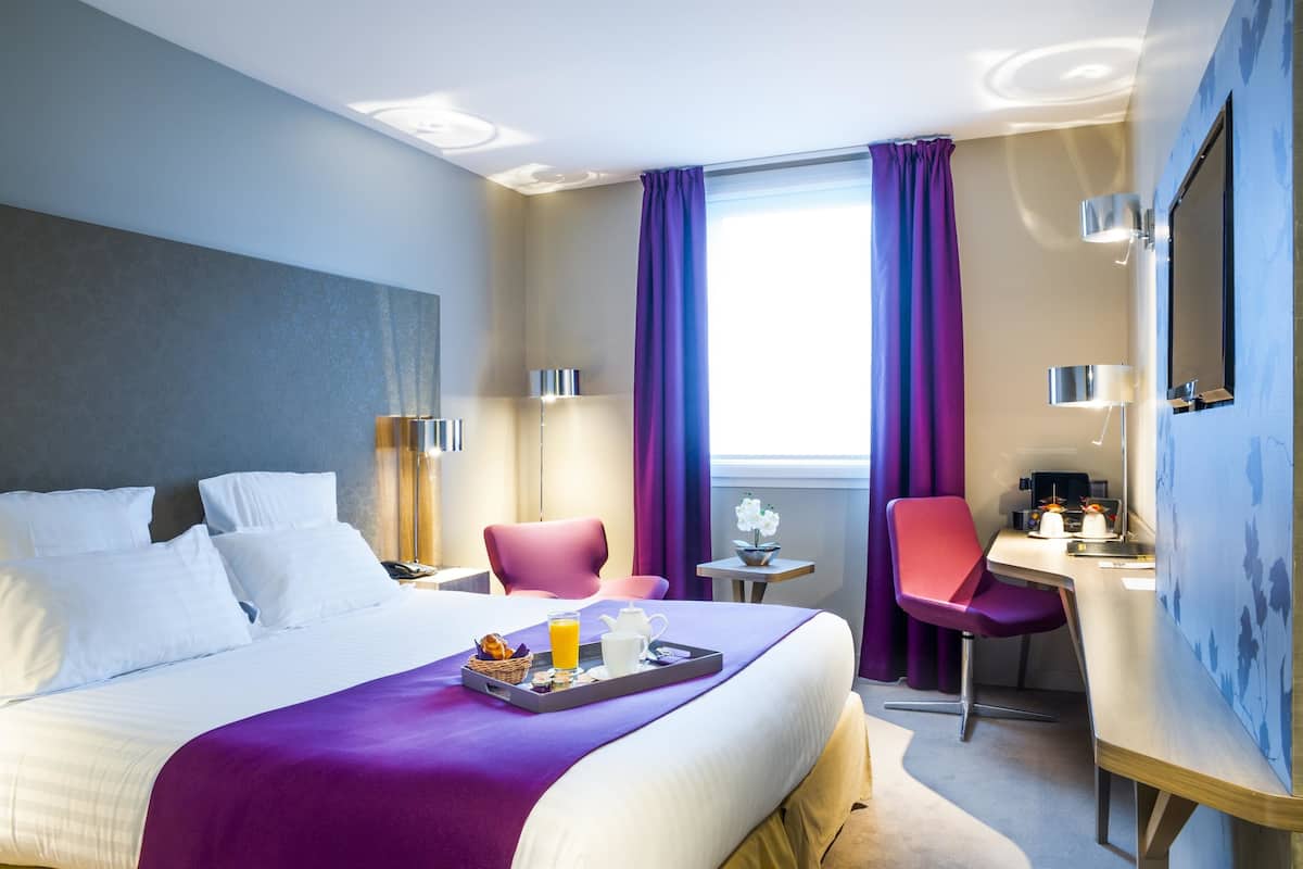 Minibar, két bảo mật tại phòng, bàn, phòng cách âm