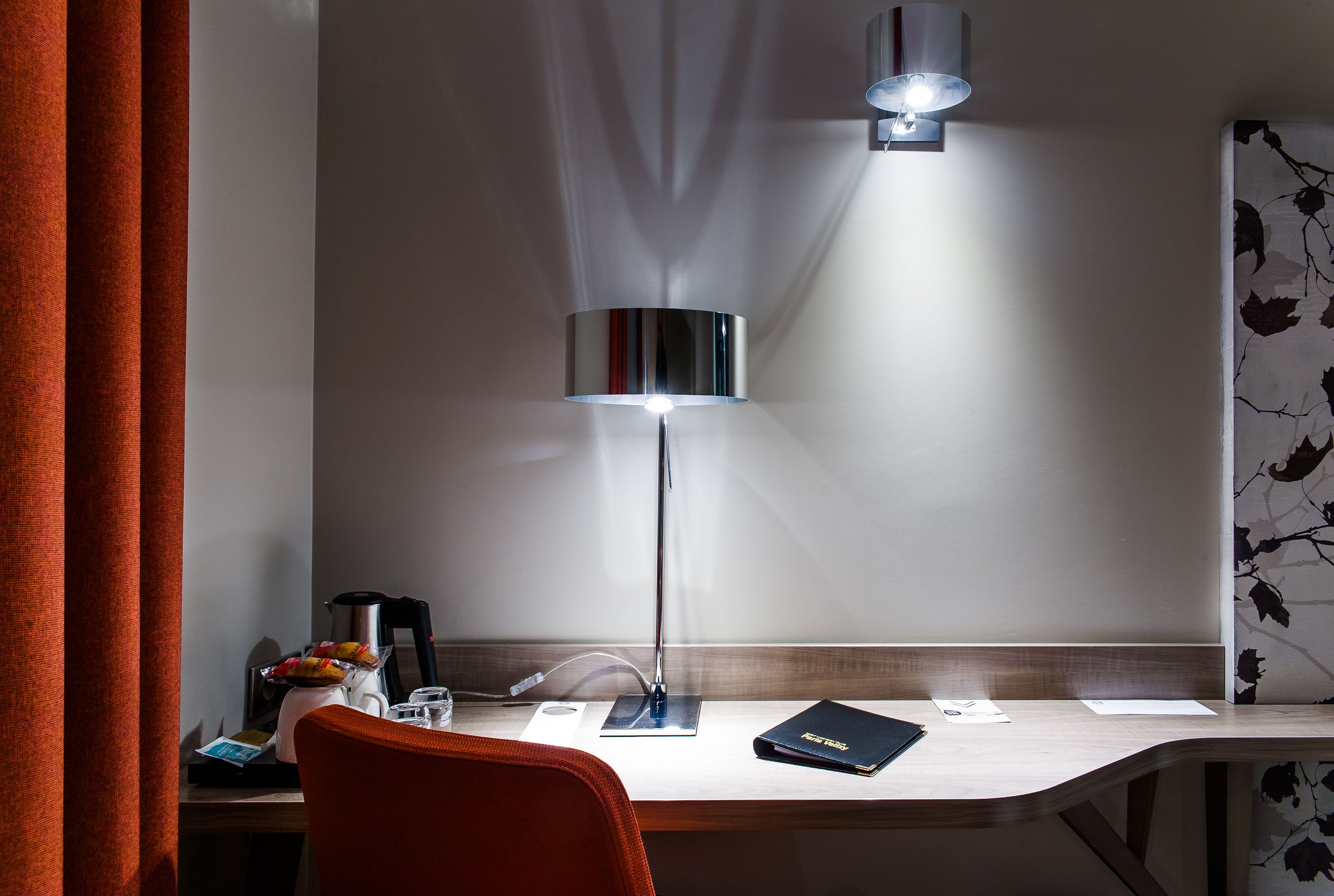 minibar, in-room safe, individually furnished, desk