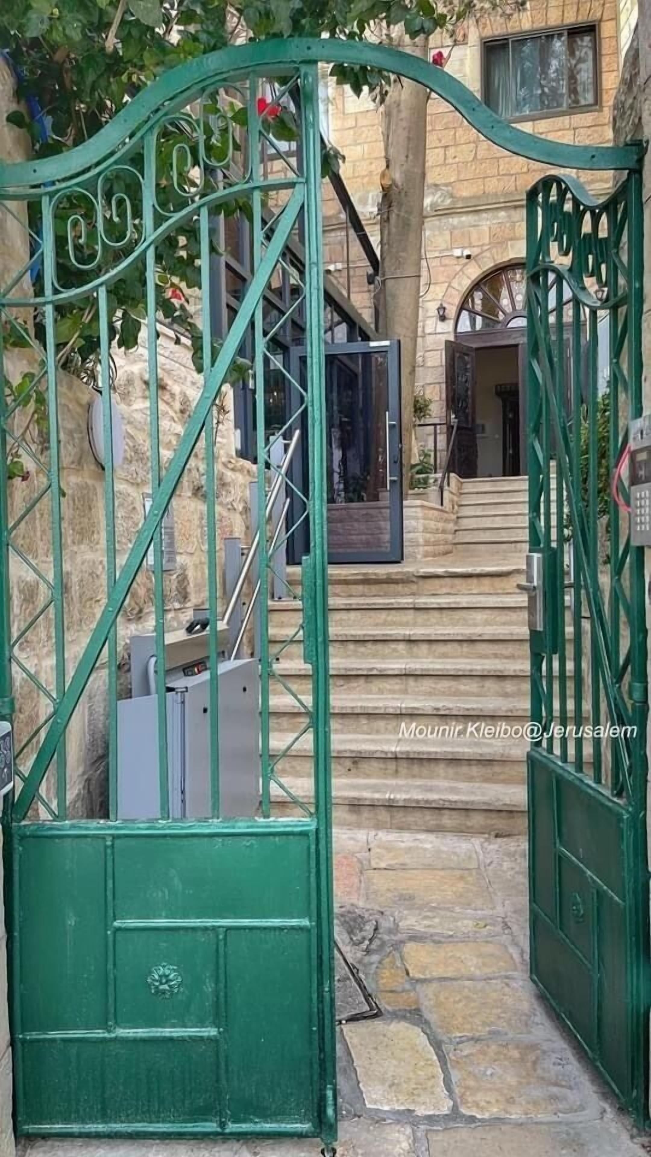 واجهة المنشأة