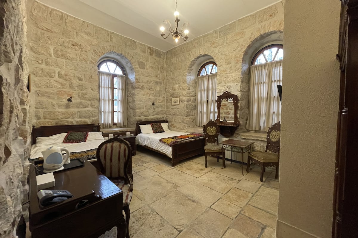 Cozy Retreat at Jerusalem Hotel