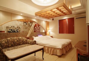 Premium bedding, minibar, individually decorated, individually furnished - Grand Fine Kyoto Minami (Kyoto)