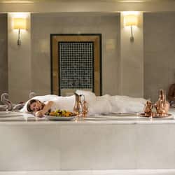 Sauna, hot tub, steam room, Turkish bath/hammam, body treatments