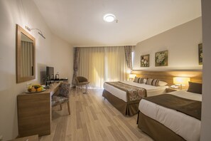 Articles gratuits dans le mini-bar, coffres-forts dans les chambres