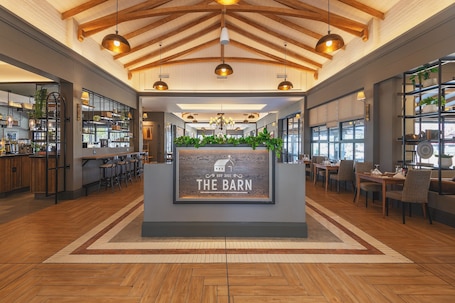 Breakfast, lunch, dinner served; alfresco dining