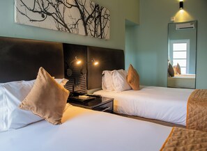 Habitació estàndard | Minibar, caixa forta a l'habitació i decoració individual 