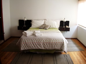 Doppelzimmer | Schreibtisch, kostenlose Babybetten, kostenloses WLAN