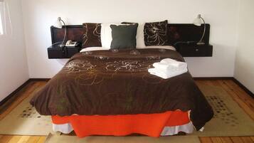 Double Room | Desk, free cribs/infant beds, free WiFi