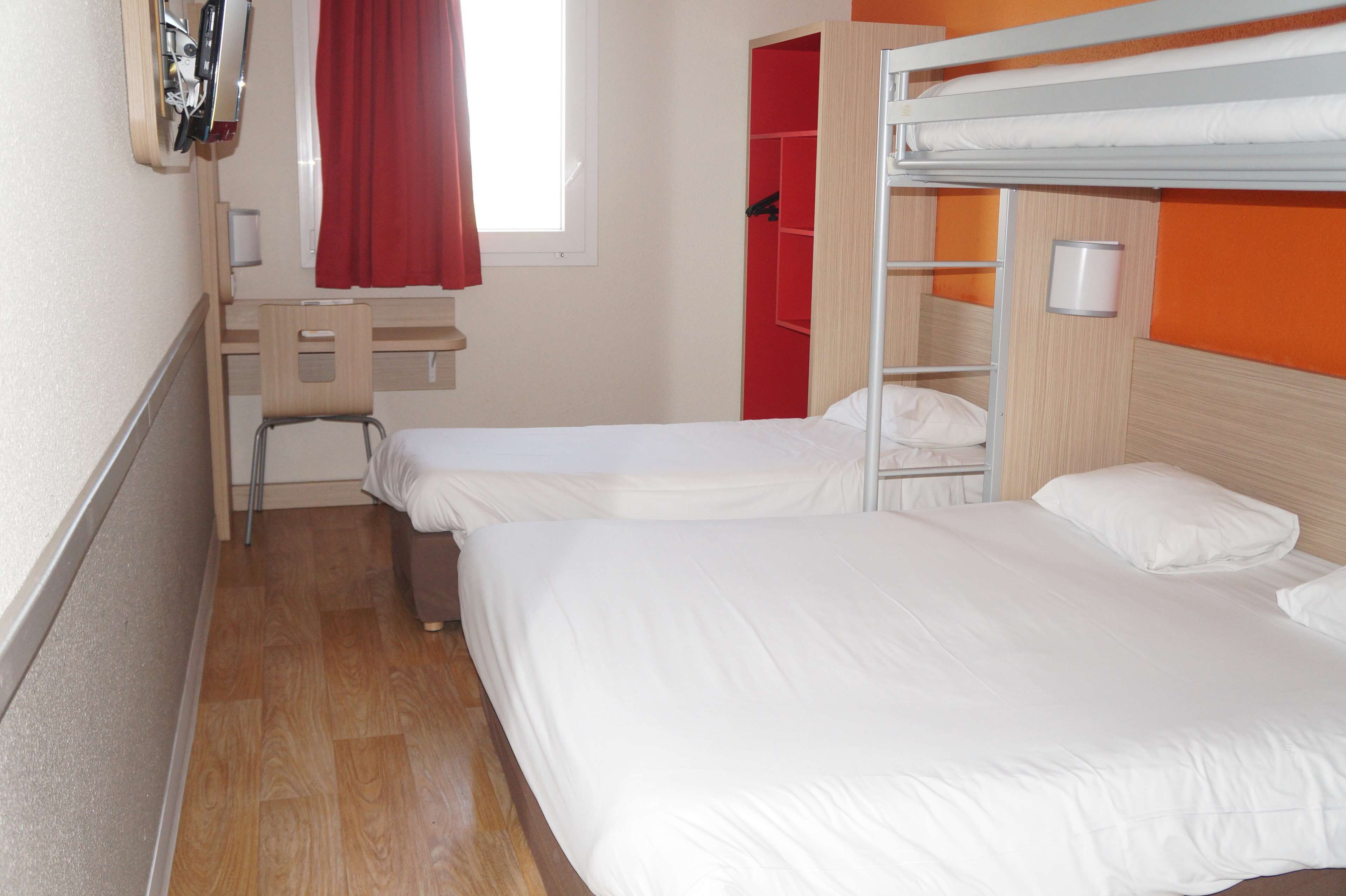 standard room, multiple beds | desk, blackout curtains, soundproofing, free wifi