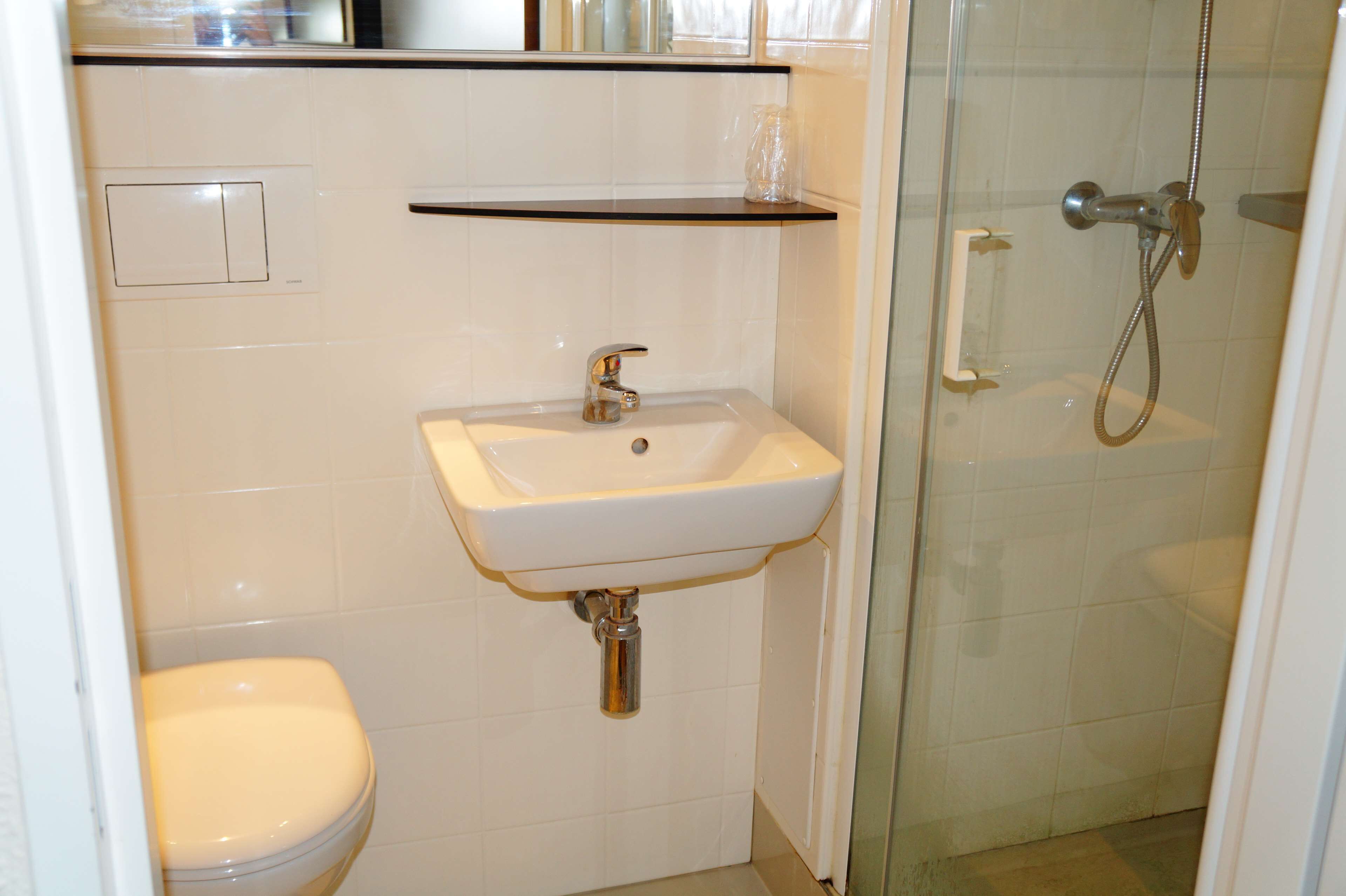 shower, eco-friendly toiletries, towels